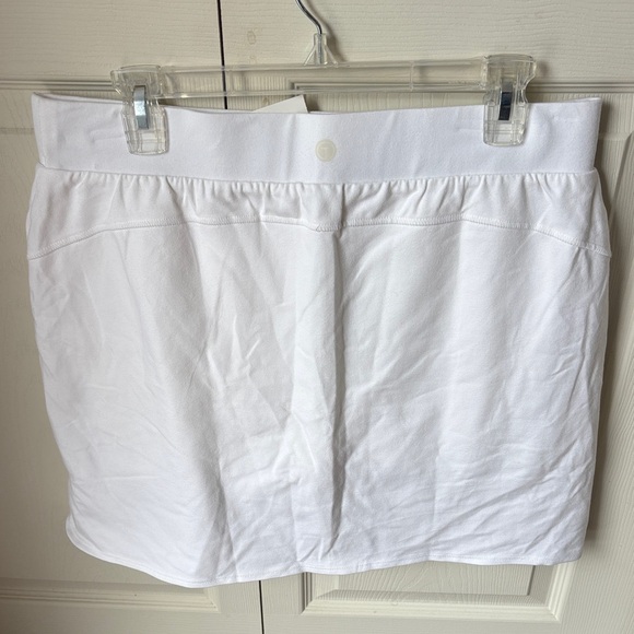 Talbots White Athletic Skort with Front Zip Pockets women’s LP summer NWT comfy - Picture 10 of 10